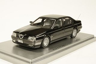 Alfa Romeo 164 3.0 V6 1987, musta - Sulje napsauttamalla kuva