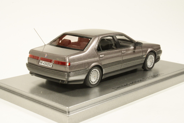 Alfa Romeo 164 2.5 TD 1987, grey