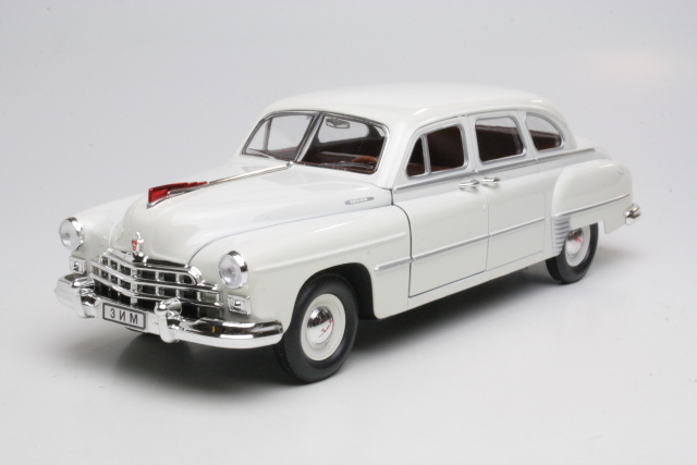 GAZ 12 ZIM 1952, white