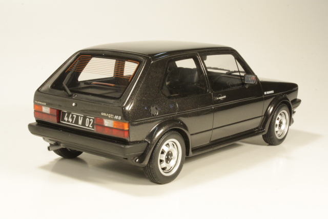 VW Golf 1 GTi 16S Oettinger, tummanharmaa