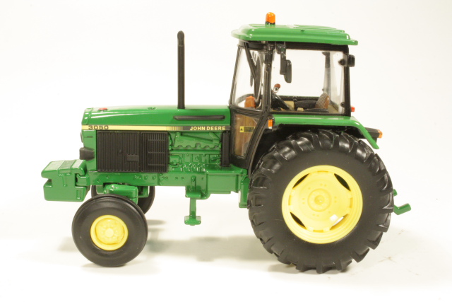 John Deere 3050 2wd 1986, vihreä - Sulje napsauttamalla kuva