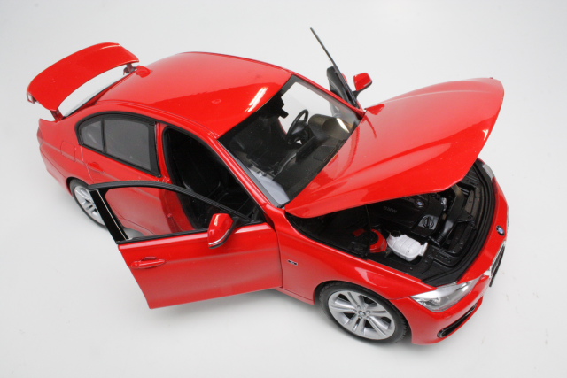 BMW 335i (F30) 2012, red