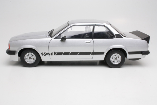 Opel Ascona B Sport 1980, hopea - Sulje napsauttamalla kuva