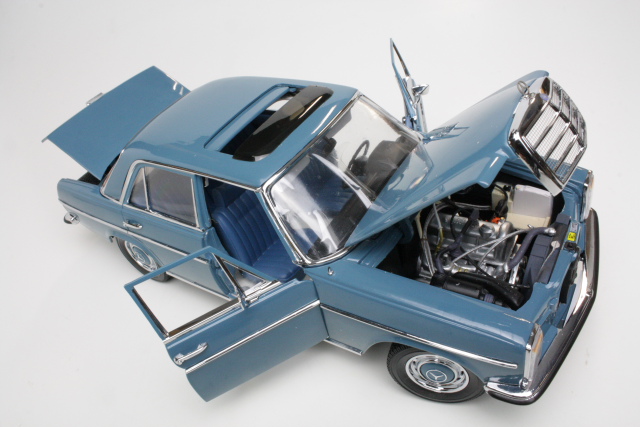 Mercedes 220 (W115) 1968 "Strich 8", sininen