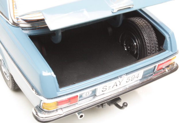 Mercedes 220 (W115) 1968 "Strich 8", sininen