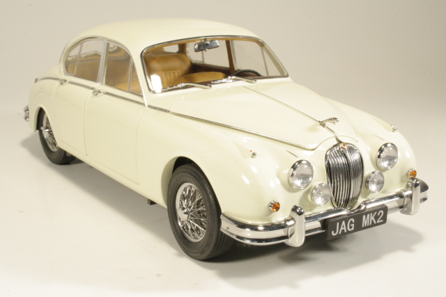 Jaguar Mark 2 3.8 1962, valkoinen