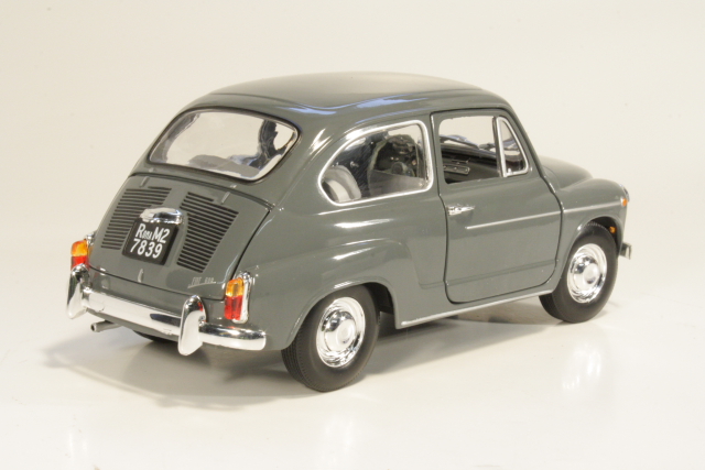 Fiat 600D 1965, grey