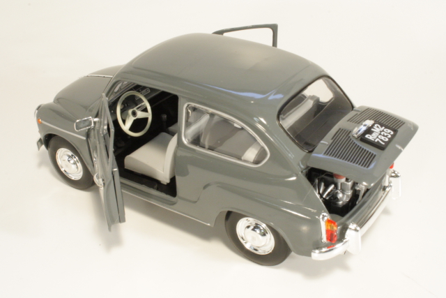 Fiat 600D 1965, grey