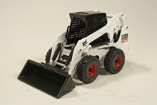 Bobcat S300, white - Click Image to Close