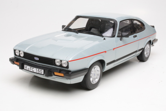 Ford Capri Mk3 2.8 Injection 1982, vaaleansininen - Sulje napsauttamalla kuva