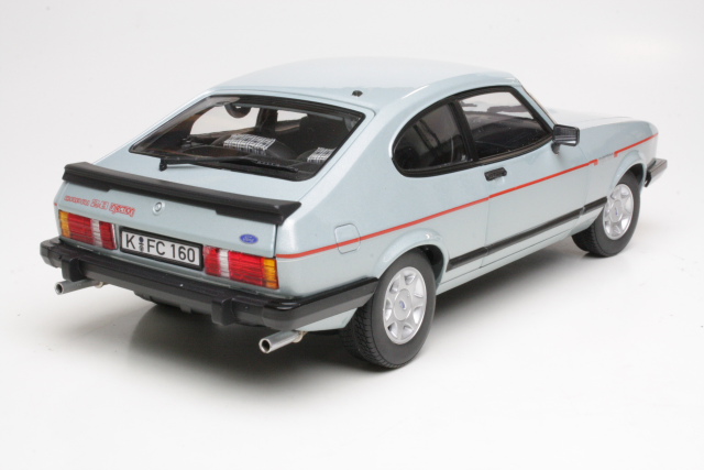 Ford Capri Mk3 2.8 Injection 1982, vaaleansininen - Sulje napsauttamalla kuva