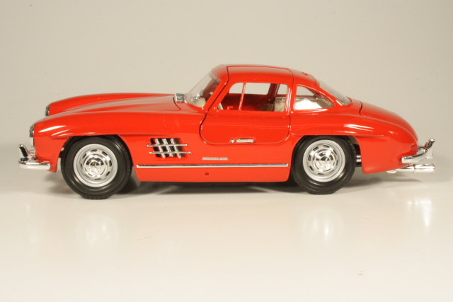 Mercedes 300SL (w198) Coupe 1954, punainen - Sulje napsauttamalla kuva