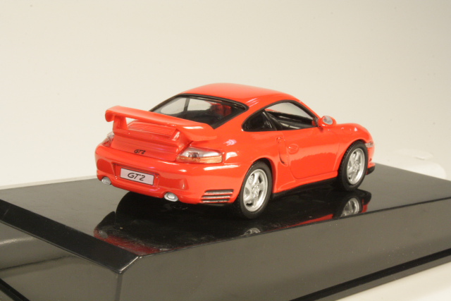 Porsche 911 GT2 2000, red
