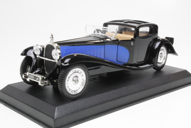 Bugatti Royale 1930, black/blue