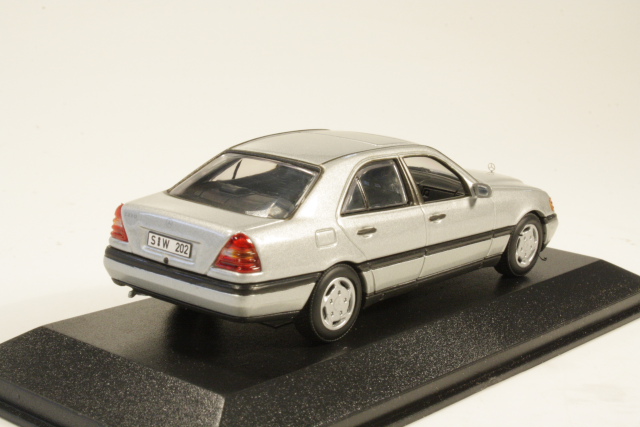 Mercedes C-Class (W202) 1993, silver