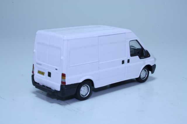 Ford Transit 2007, valkoinen