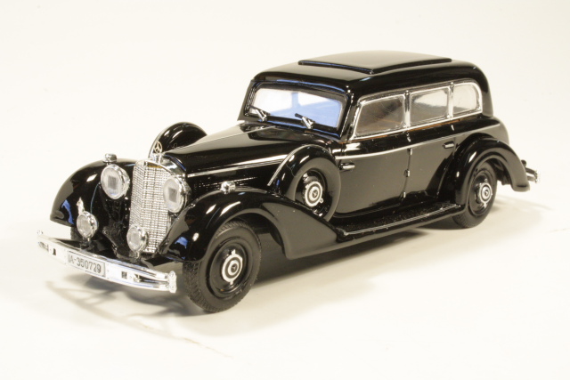 Mercedes 770 Pullman Limousine 1938, musta - Sulje napsauttamalla kuva