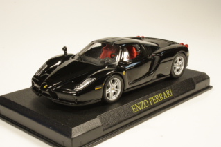 Ferrari Enzo, musta