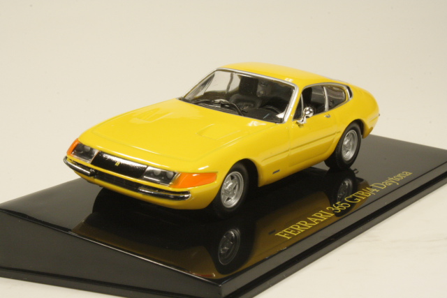 Ferrari 365 GTB/4 Daytona, yellow