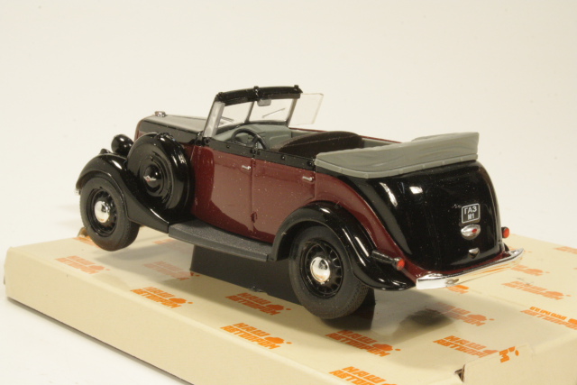 GAZ M1 Phaeton, black/red