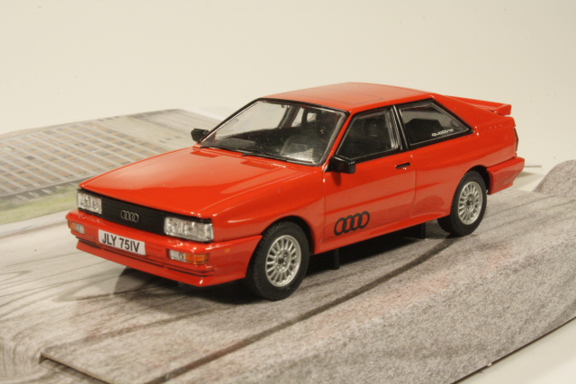 Audi Quattro, punainen "Ashes to Ashes"