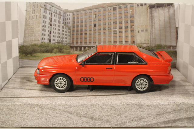 Audi Quattro, punainen "Ashes to Ashes"