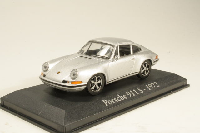 Porsche 911S 1972, hopea - Sulje napsauttamalla kuva