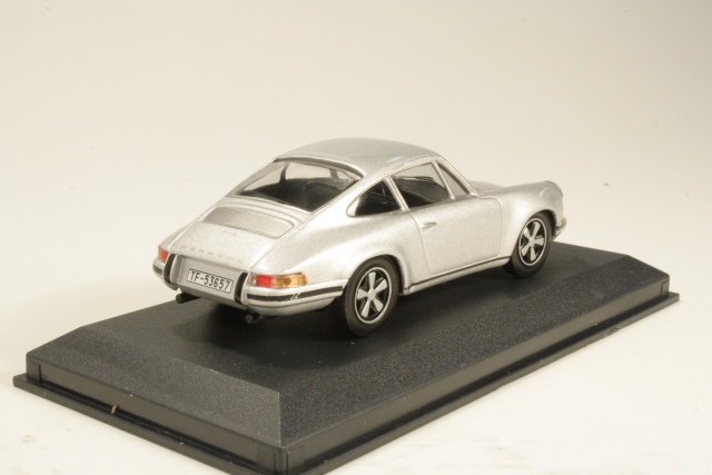 Porsche 911S 1972, silver