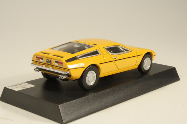 Maserati Bora 1971, keltainen