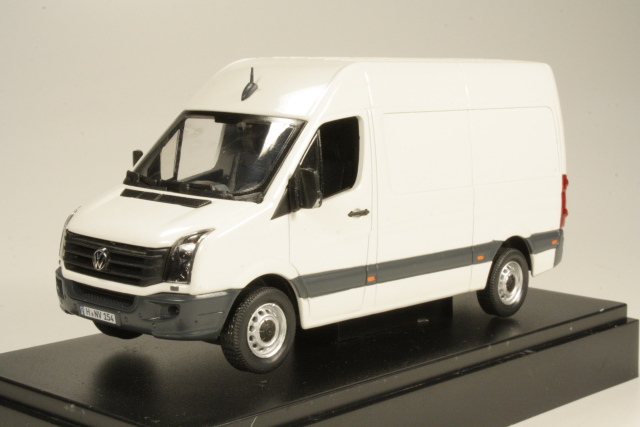 VW Crafter "facelift", valkoinen