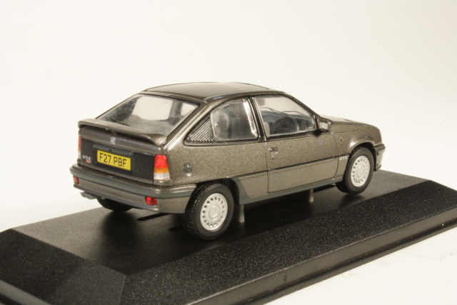 Vauxhall Astra Mk2 GTE 1987, harmaa