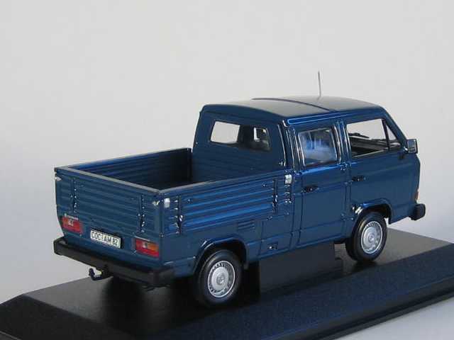 VW T3 Transporter 1983 Avolava, sininen
