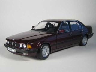 BMW 730i 1987, punainen