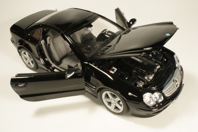 Mercedes SL500, black