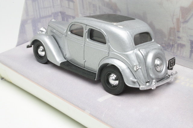 Ford V8 Pilot 1950, silver