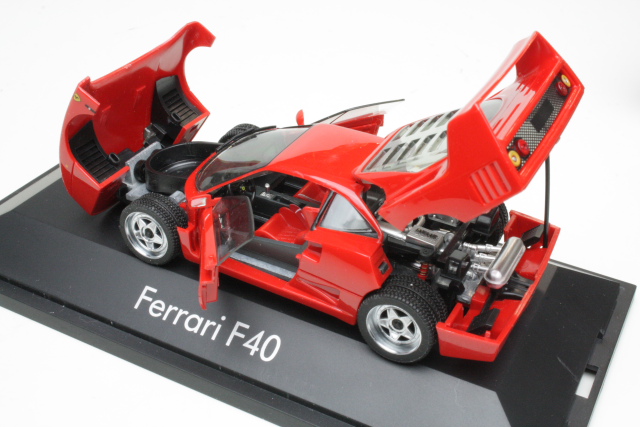 Ferrari F40 1988, punainen - Sulje napsauttamalla kuva