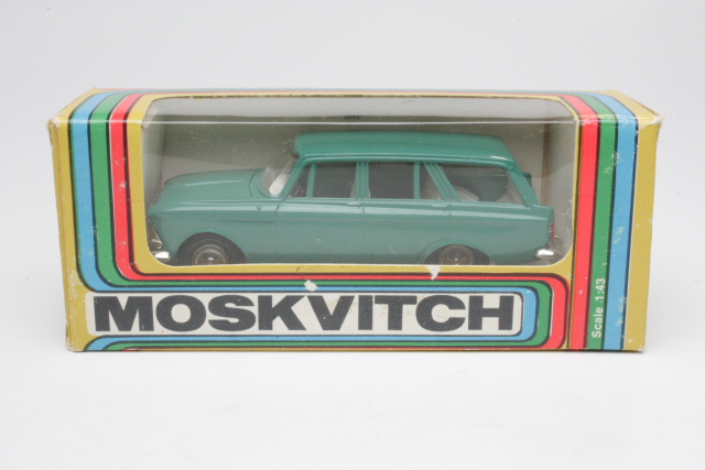 Moskvitch 427, green