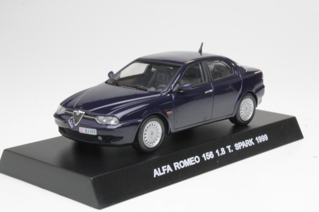 Alfa Romeo 156 1.8 Twin Spark 1999, tummansininen "Carabinieri" - Sulje napsauttamalla kuva