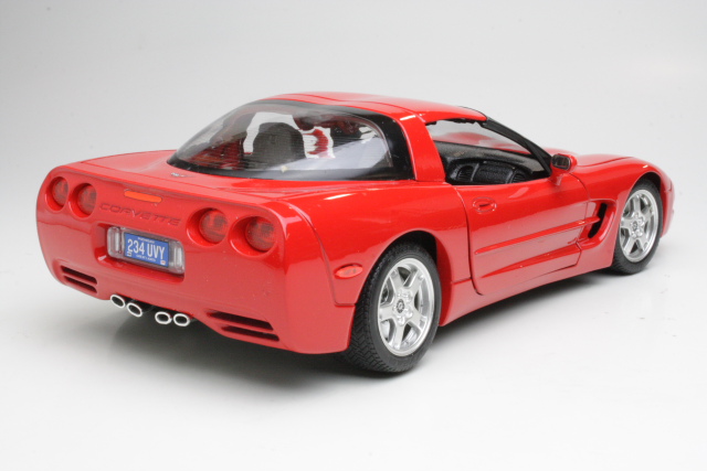 Chevrolet Corvette C5 1997, punainen