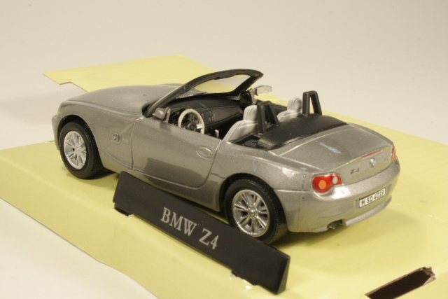 BMW Z4, grey