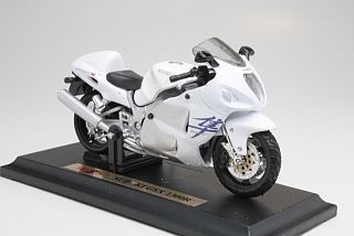 Suzuki GSX1300R Hayabusa, hopea - Sulje napsauttamalla kuva