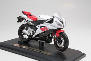 Yamaha YZF-R6, valkoinen/punainen - Sulje napsauttamalla kuva