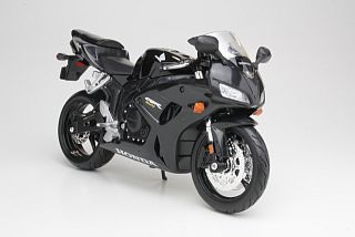 Honda CBR1000RR, black