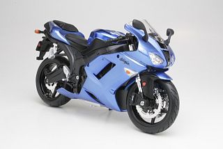 Kawasaki Ninja ZX-6R, sininen - Sulje napsauttamalla kuva