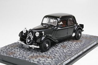 Citroen Traction Avant 1954, musta
