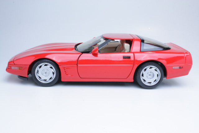 Chevrolet Corvette C4 Coupe 1996, punainen
