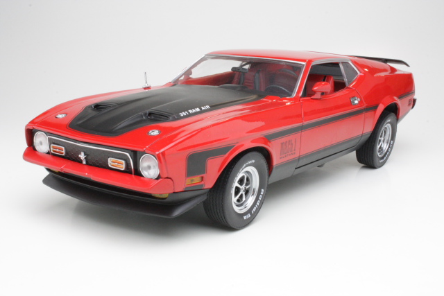 Ford Mustang Mach 1 1971, punainen - Sulje napsauttamalla kuva