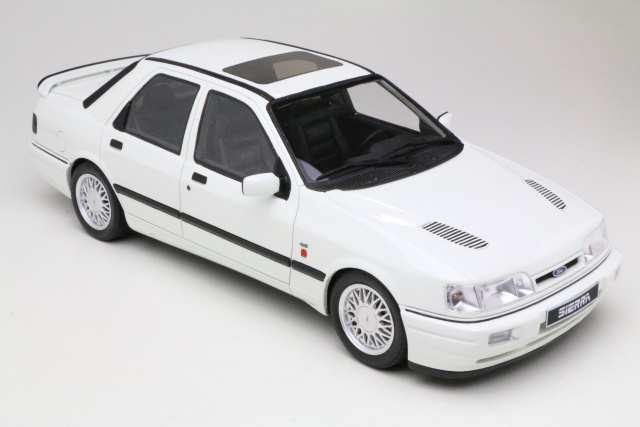 Ford Sierra RS Cosworth 4x4 1990, valkoinen