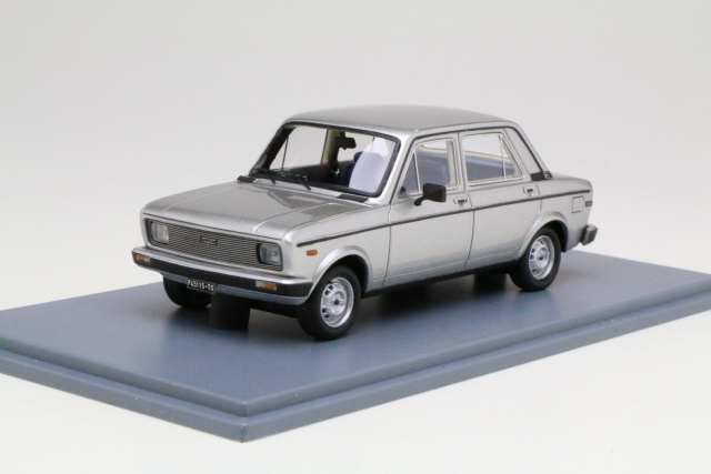 Fiat 128 1100CL 1976, silver