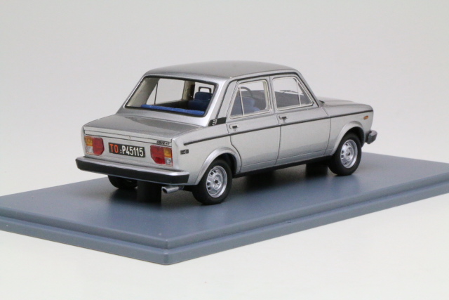 Fiat 128 1100CL 1976, silver